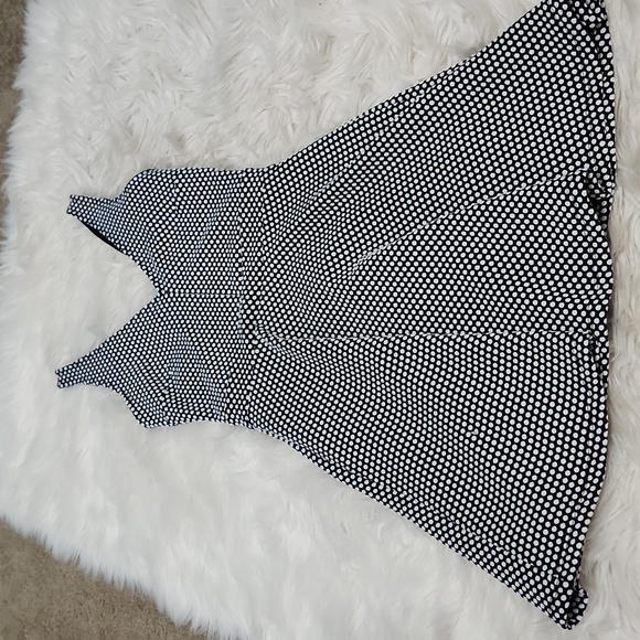 Forever 21 Dresses & Skirts - Forever 21 polka dot skater dress- small